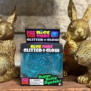 NeeDoh Nice Cube Glitter & Glow